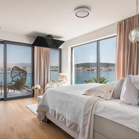빌라 Palace Al Nera Luxurius At Sea With 2 Swimming Pools Saunas