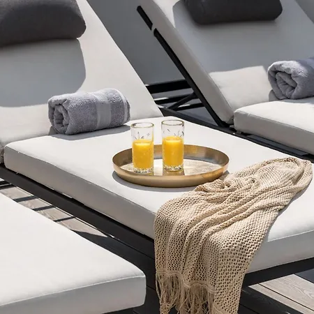 빌라 Palace Al Nera Luxurius At Sea With 2 Swimming Pools Saunas 트로기르