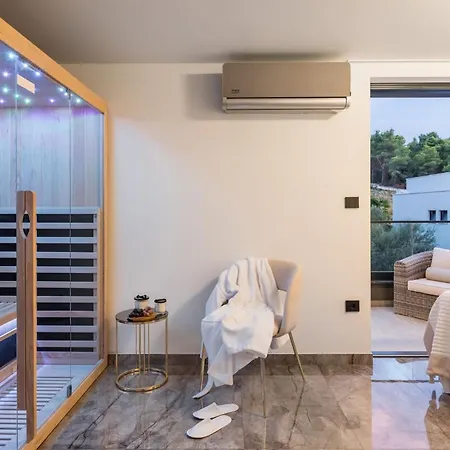 Villa Palace Al Nera Luxurius At Sea With 2 Swimming Pools Saunas *